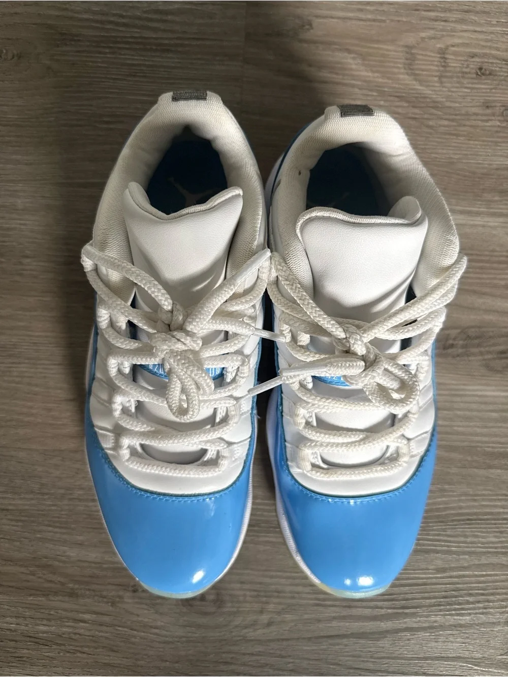 Jordan 11 Retro Low University Blue 2017 men’s size 9 shoes sneakers basketball